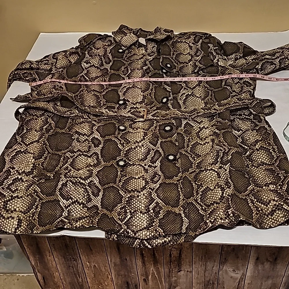 Michael Kors Snake Print Trench Coat - Picture 11 of 13